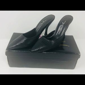 Newport News Leather Black High Heels